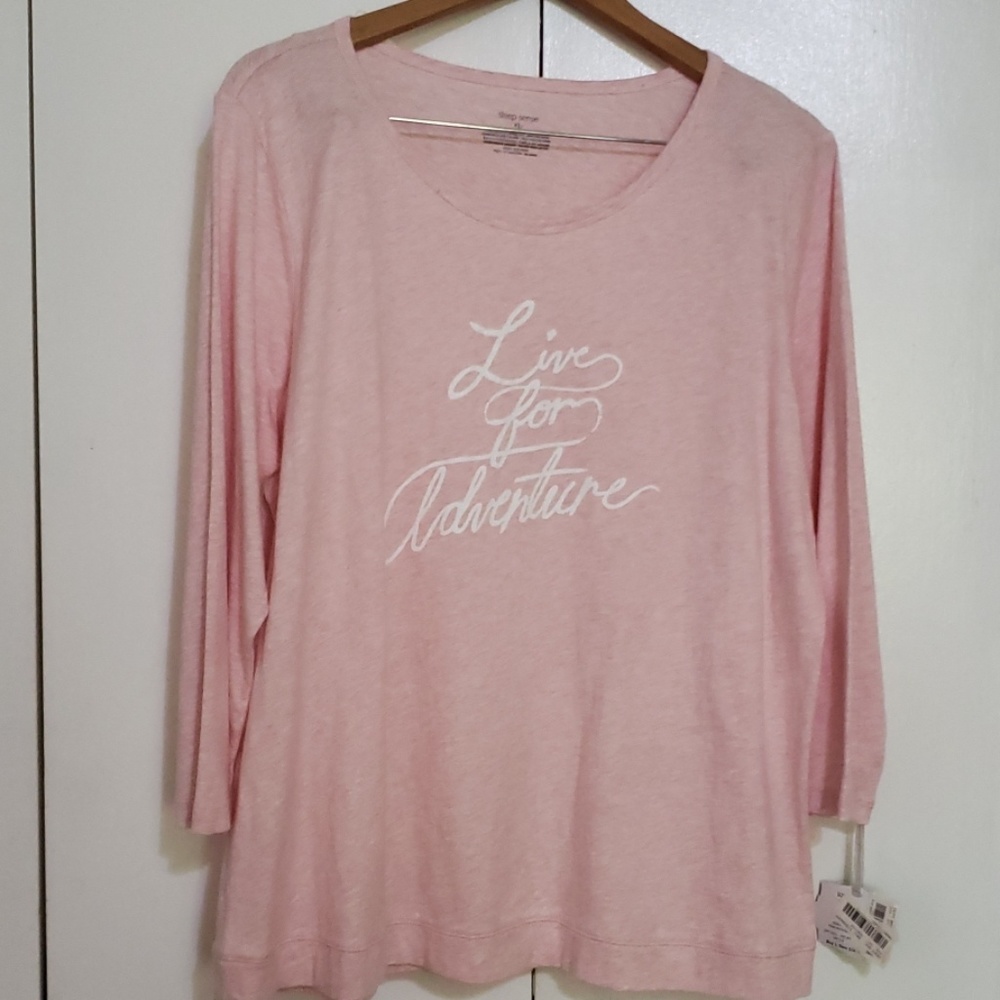NEW WITH TAG  WOMENS SHIRT.